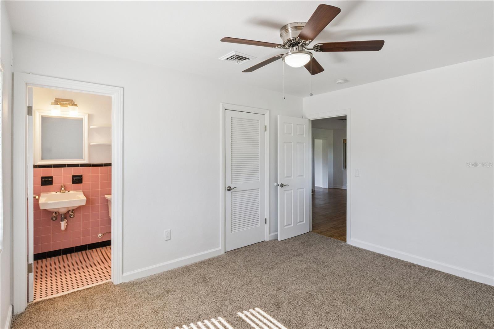 716 Avenue I Ne Property Photo 27
