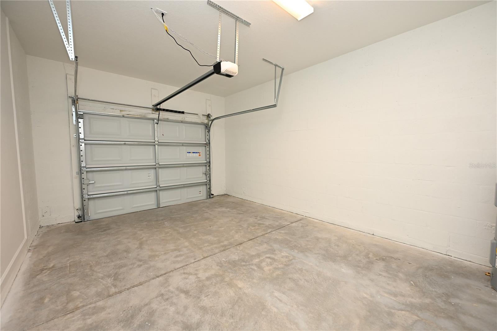 1011 N Brunnell Pkwy Property Photo 14