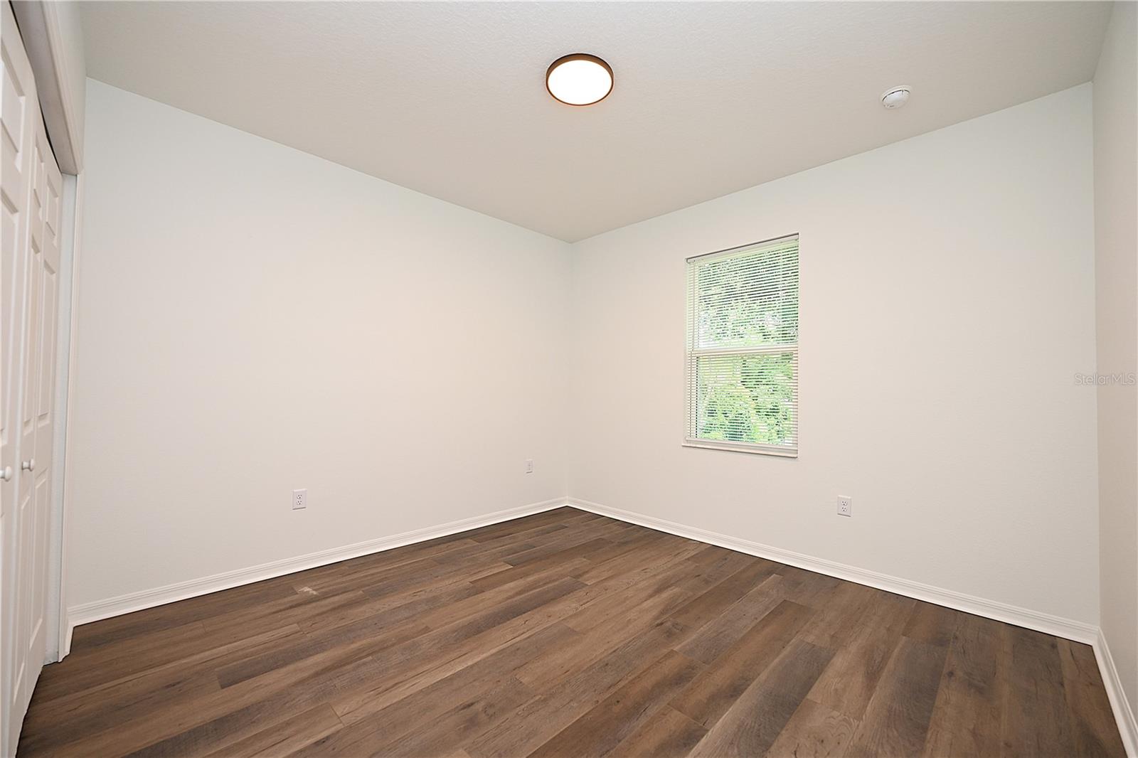 1011 N Brunnell Pkwy Property Photo 26