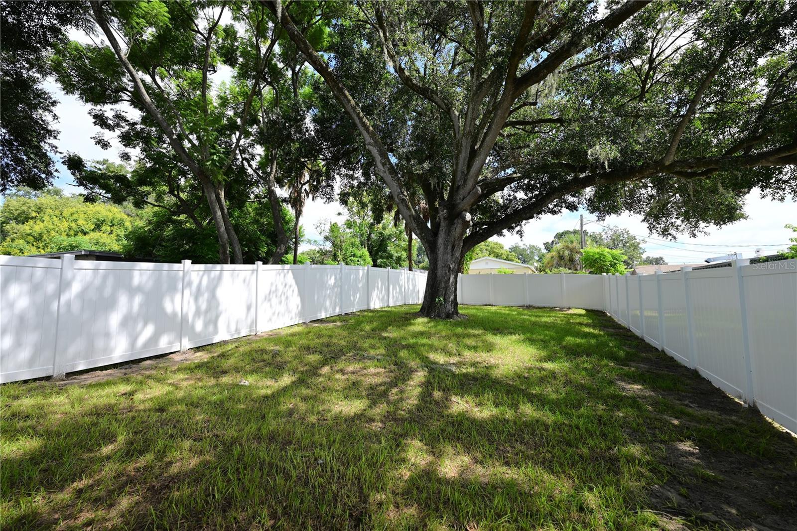 1011 N Brunnell Pkwy Property Photo 34