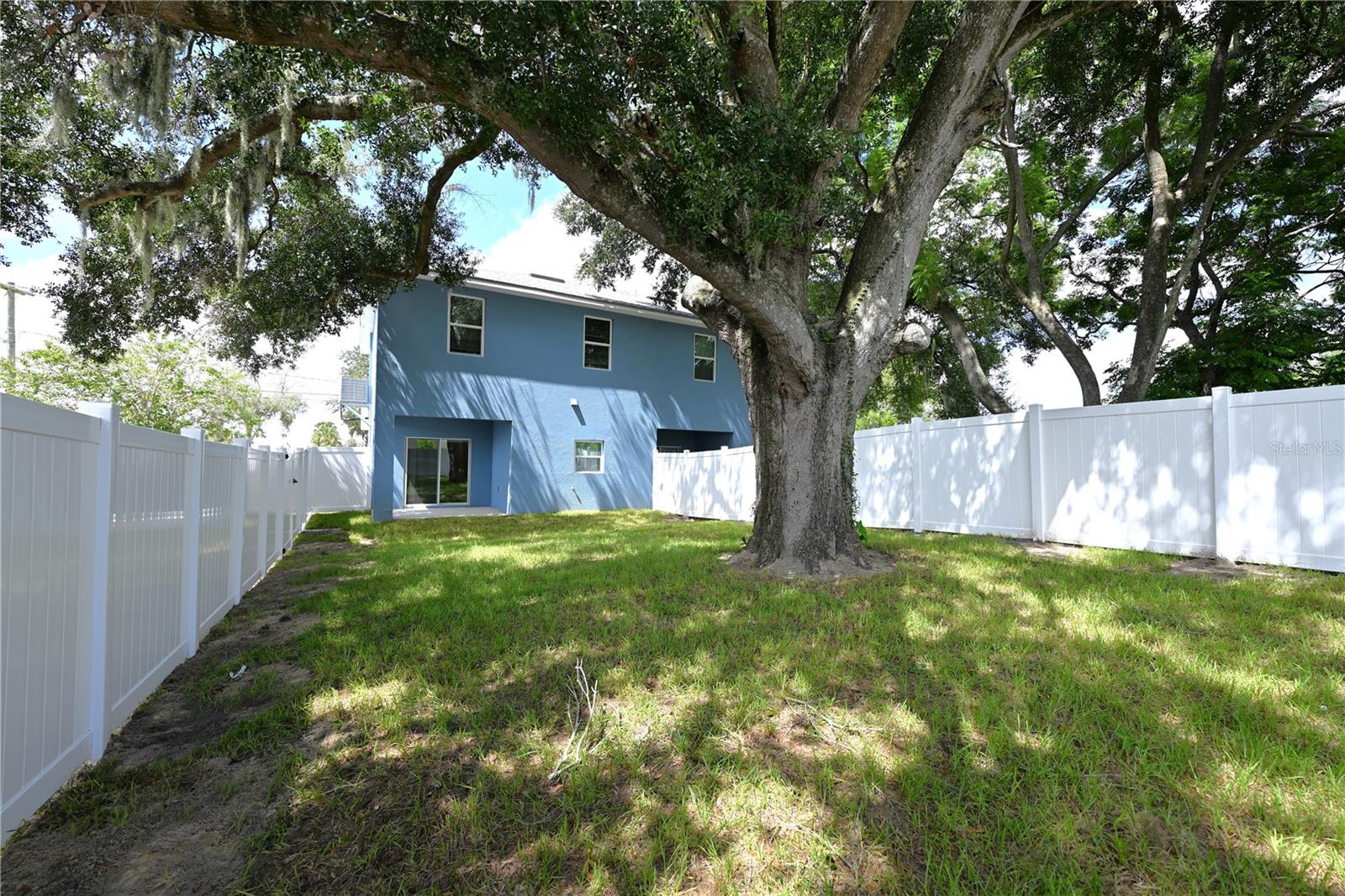 1011 N Brunnell Pkwy Property Photo 35