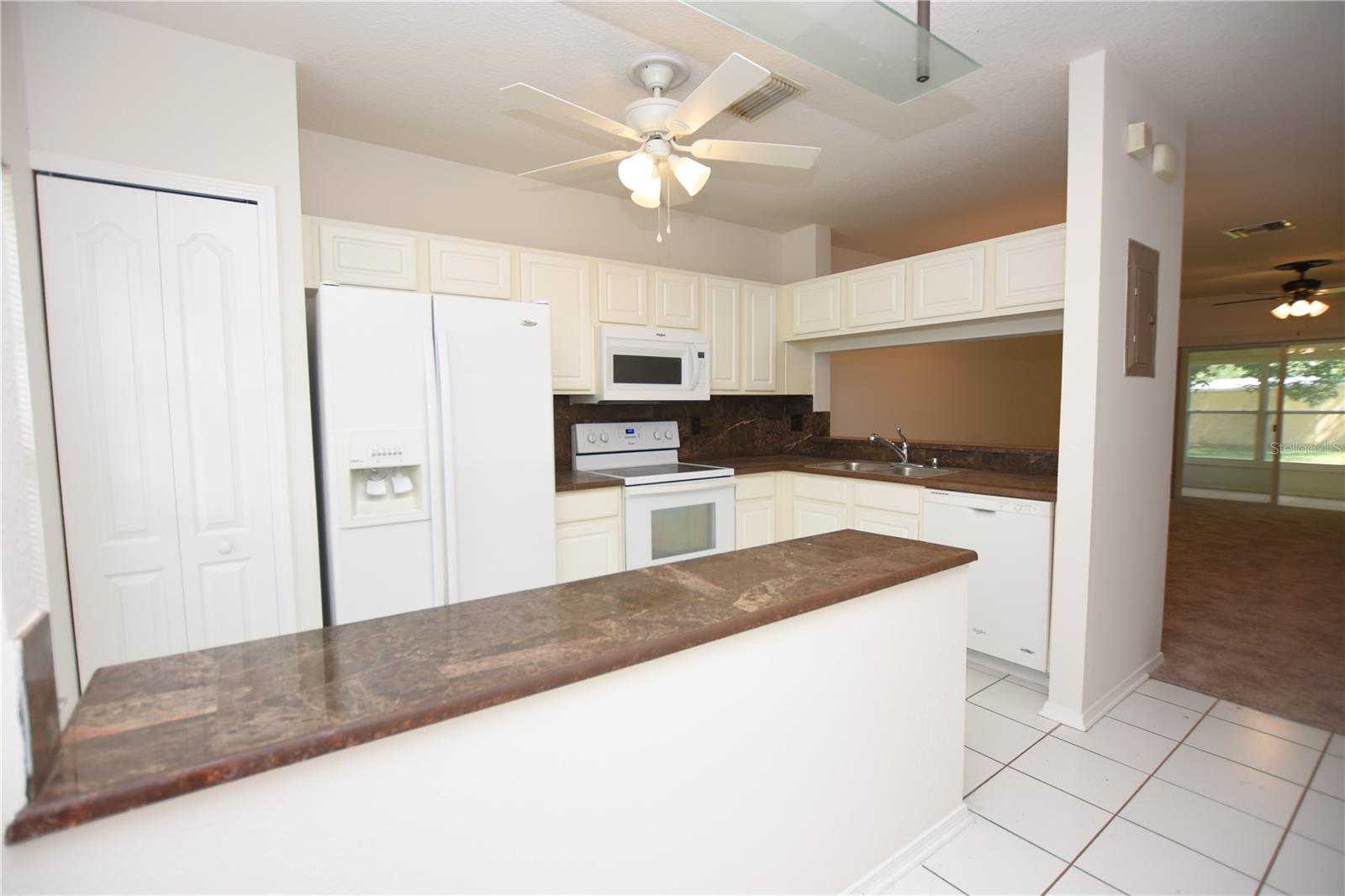 2308 Lake Woodberry Cir Property Photo 2