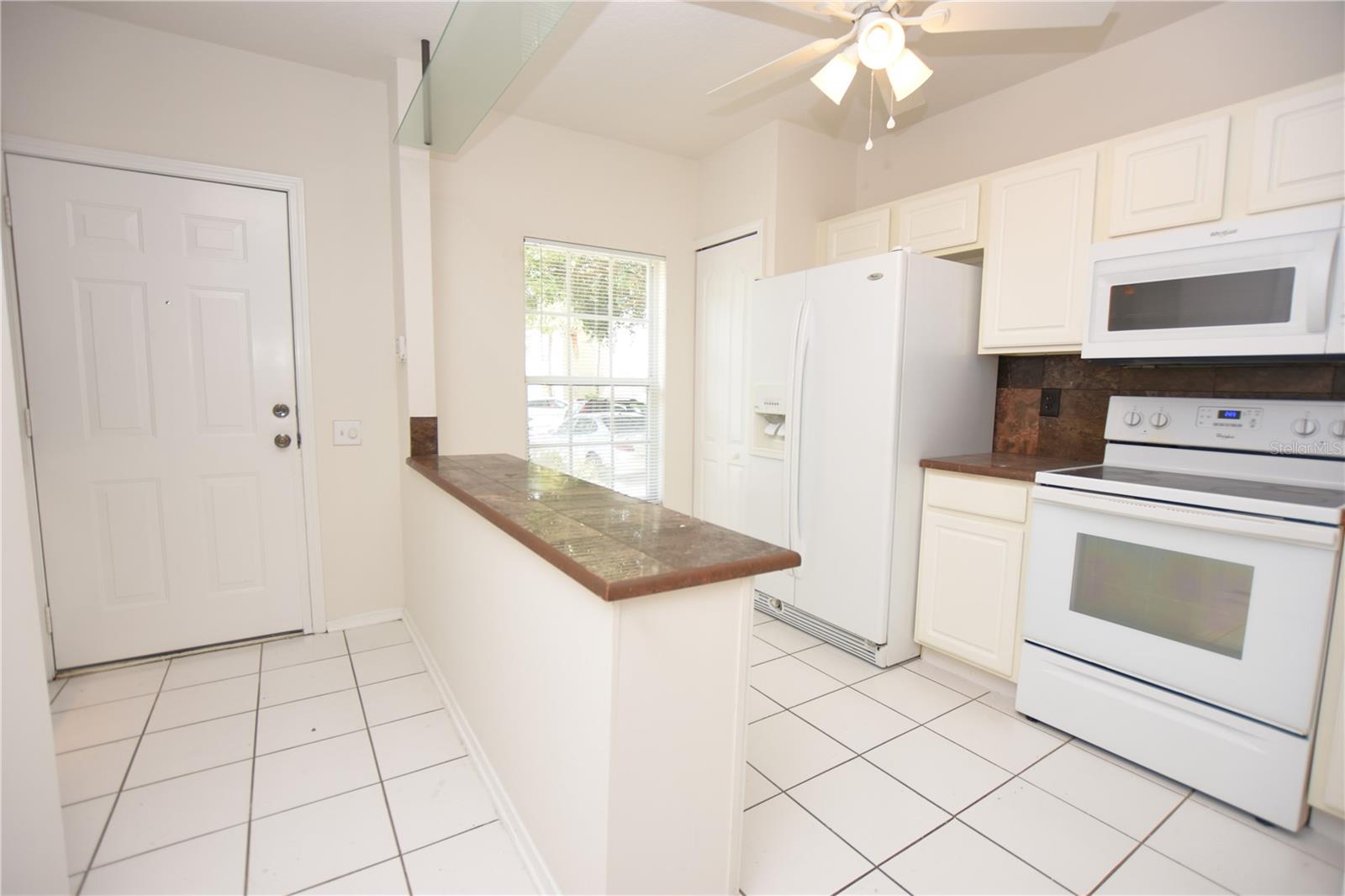 2308 Lake Woodberry Cir Property Photo 3