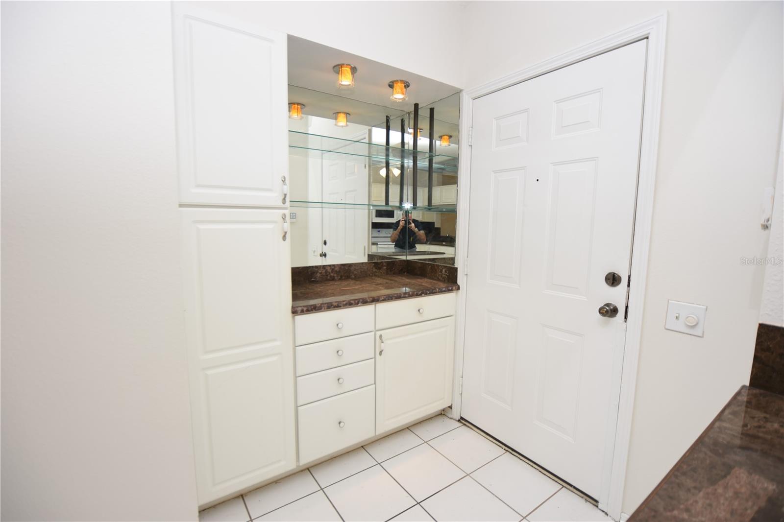 2308 Lake Woodberry Cir Property Photo 4