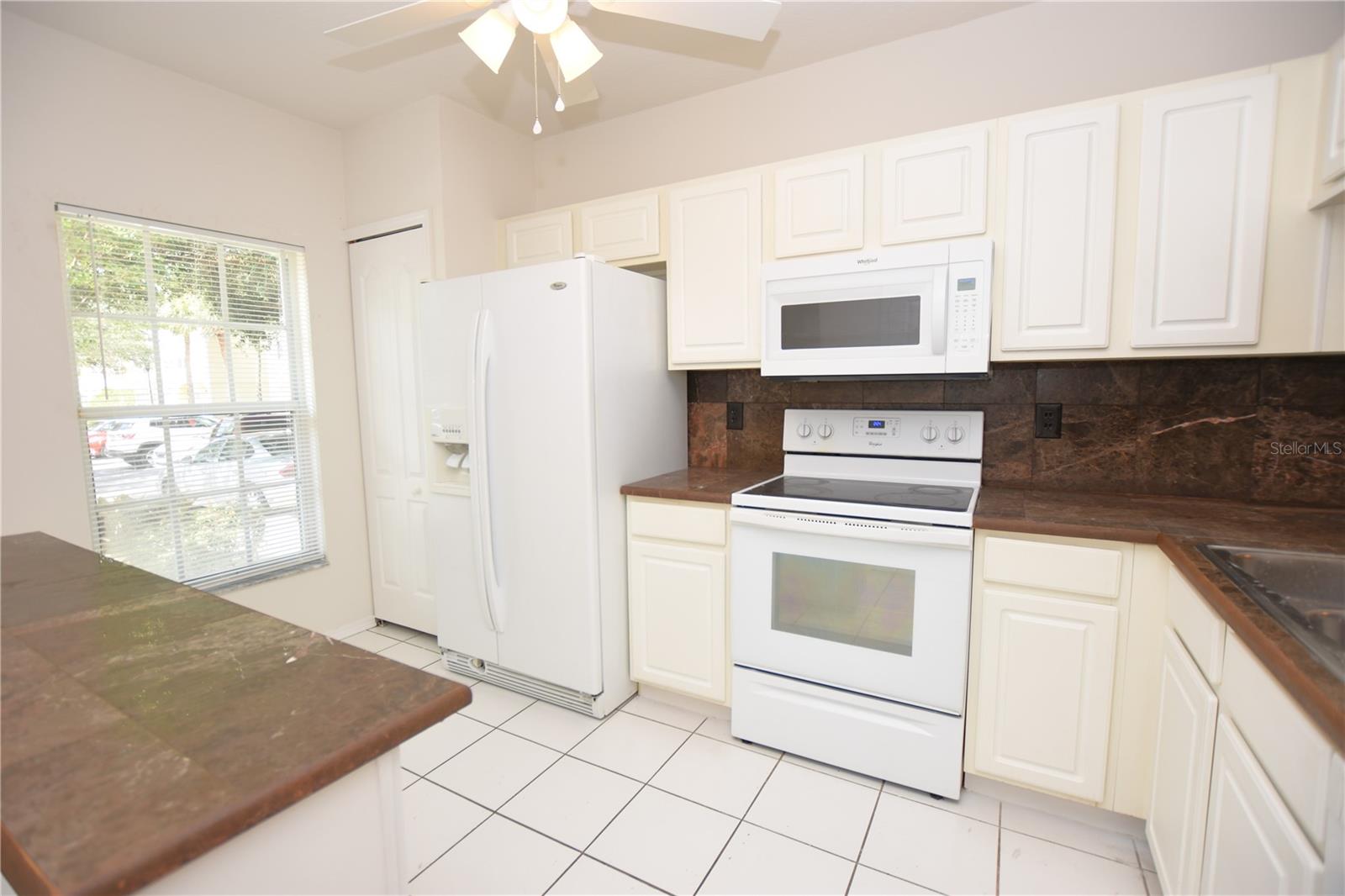 2308 Lake Woodberry Cir Property Photo 7