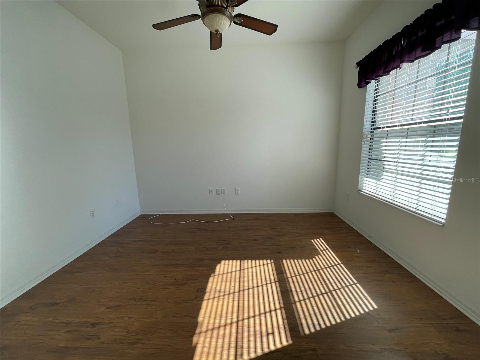 326 Lake Mariana Way Property Photo 12