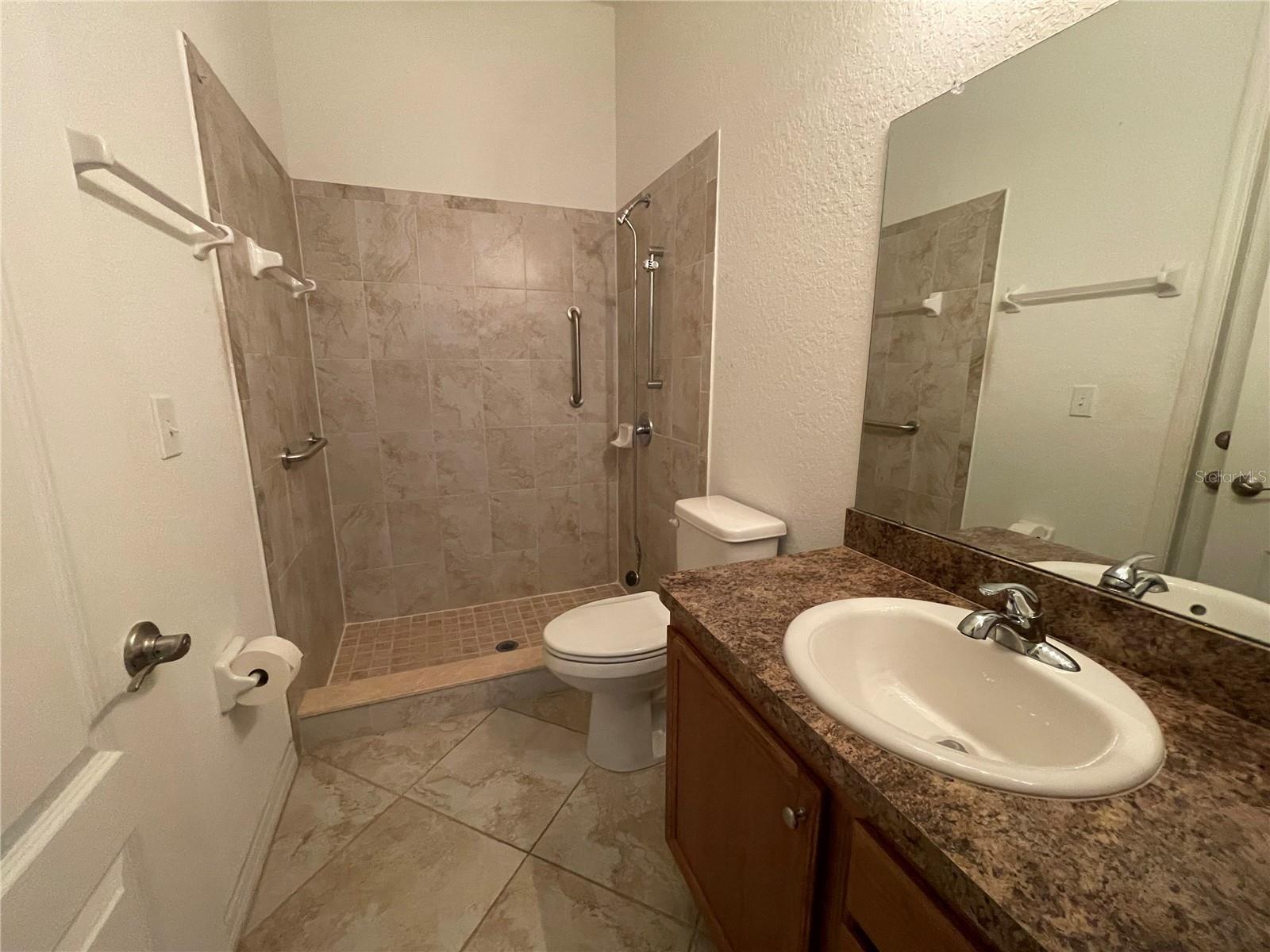 326 Lake Mariana Way Property Photo 28
