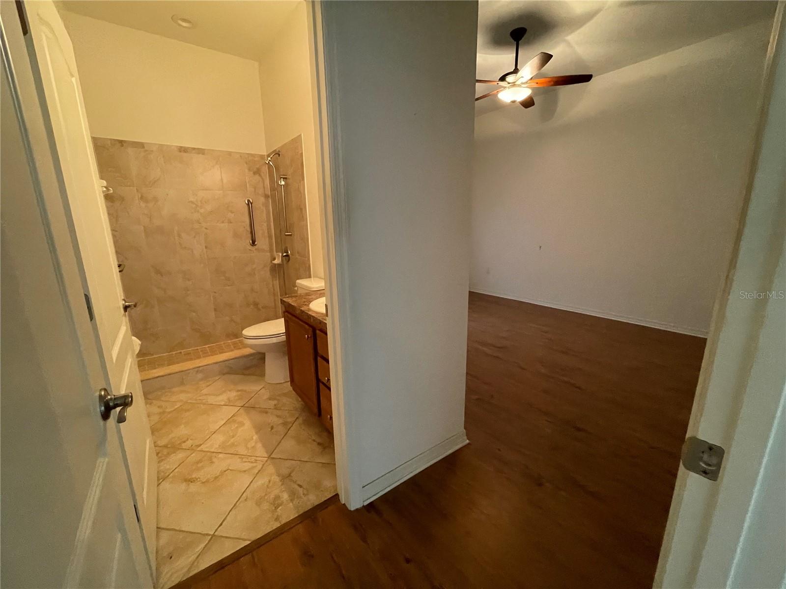 326 Lake Mariana Way Property Photo 30
