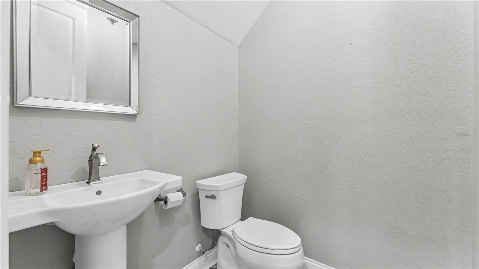1539 Hollingsworth Creek Ct Property Photo 15
