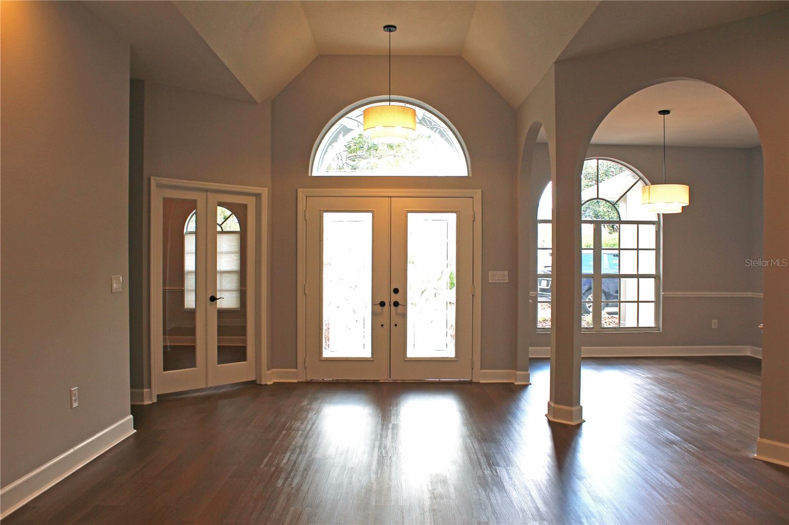 850 Hanover Way Property Photo 12