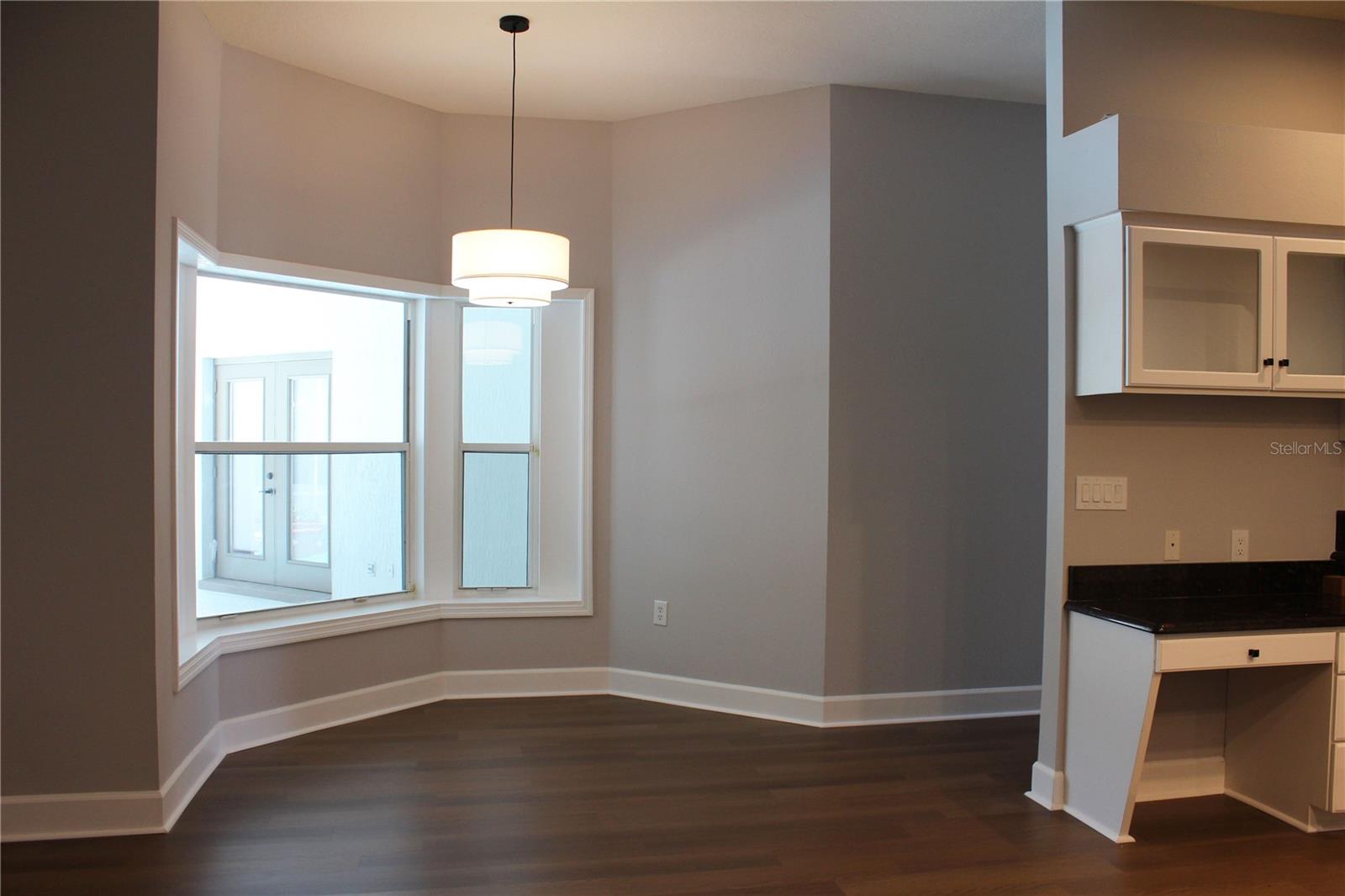850 Hanover Way Property Photo 22