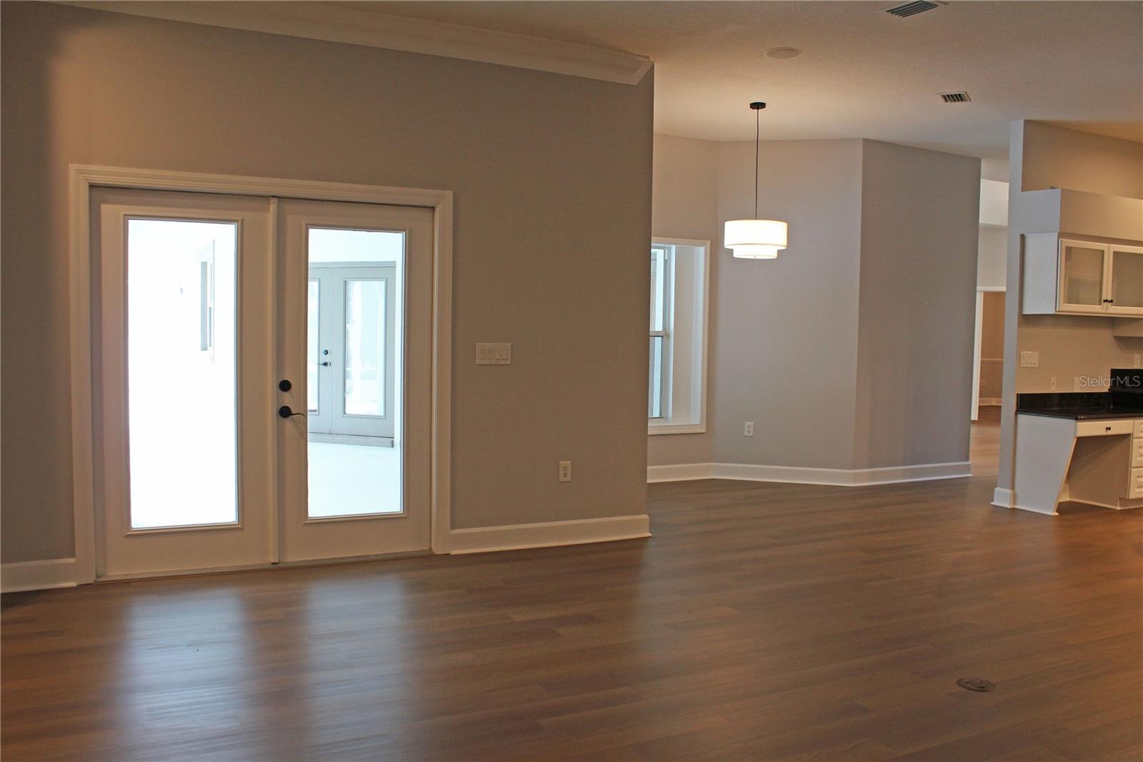 850 Hanover Way Property Photo 59