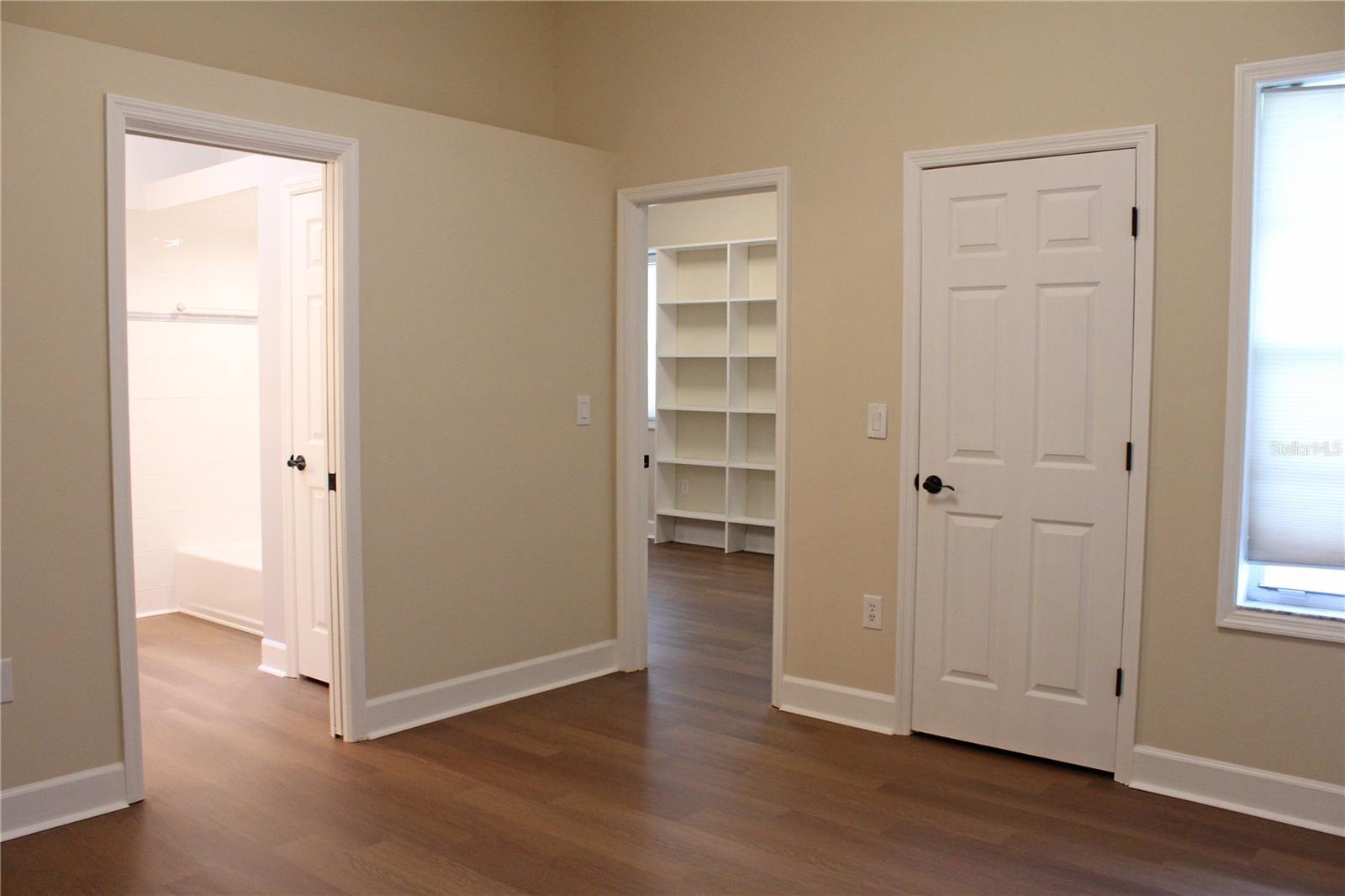 850 Hanover Way Property Photo 62
