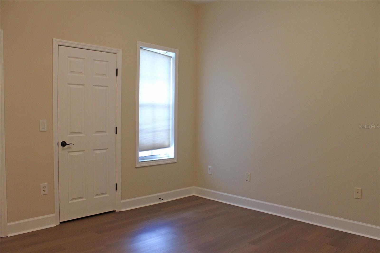 850 Hanover Way Property Photo 63
