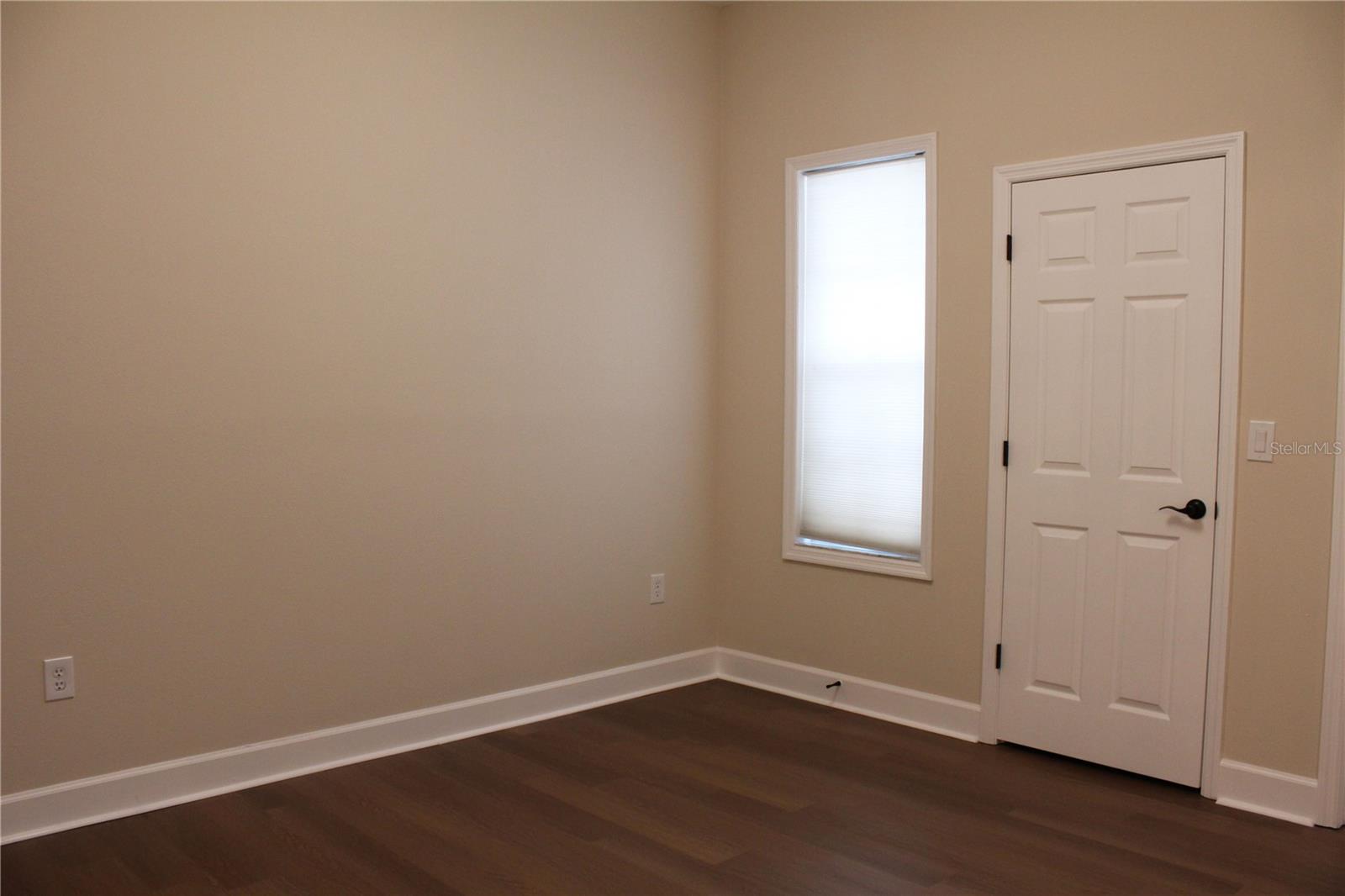 850 Hanover Way Property Photo 70