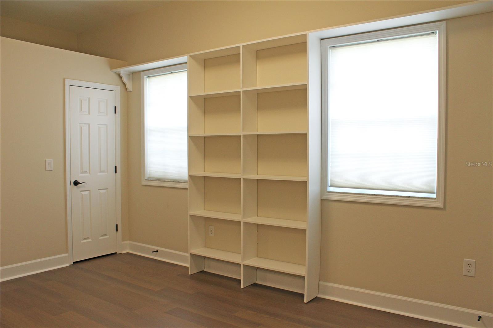 850 Hanover Way Property Photo 71