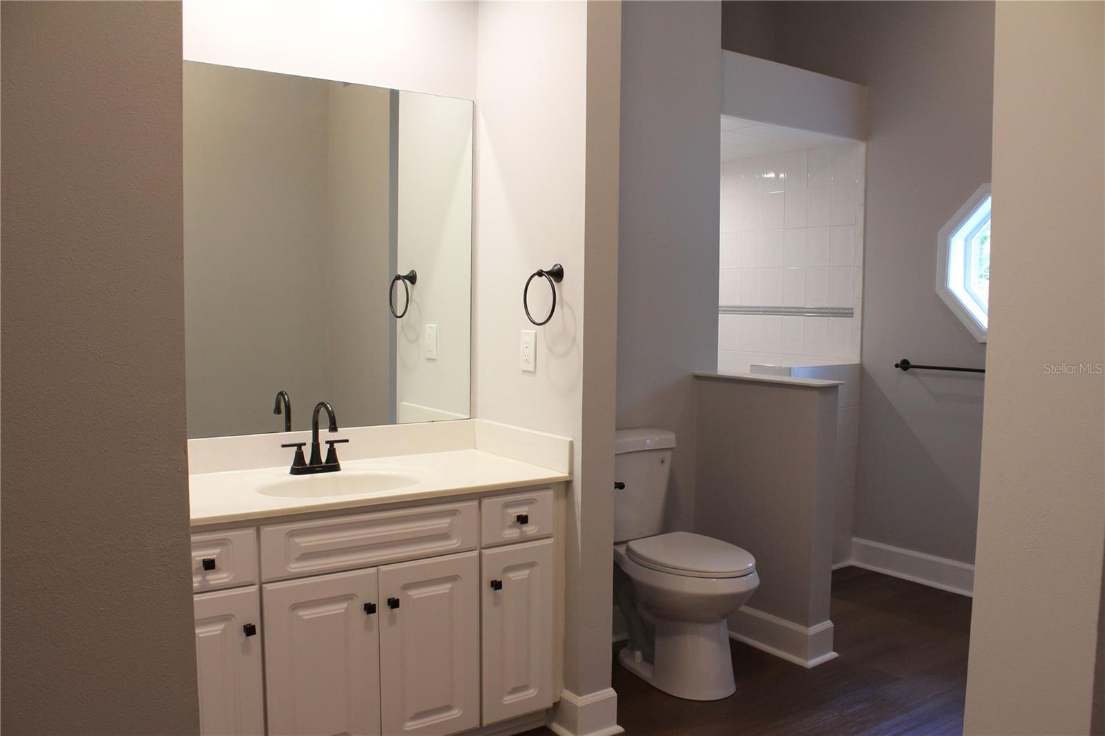 850 Hanover Way Property Photo 77