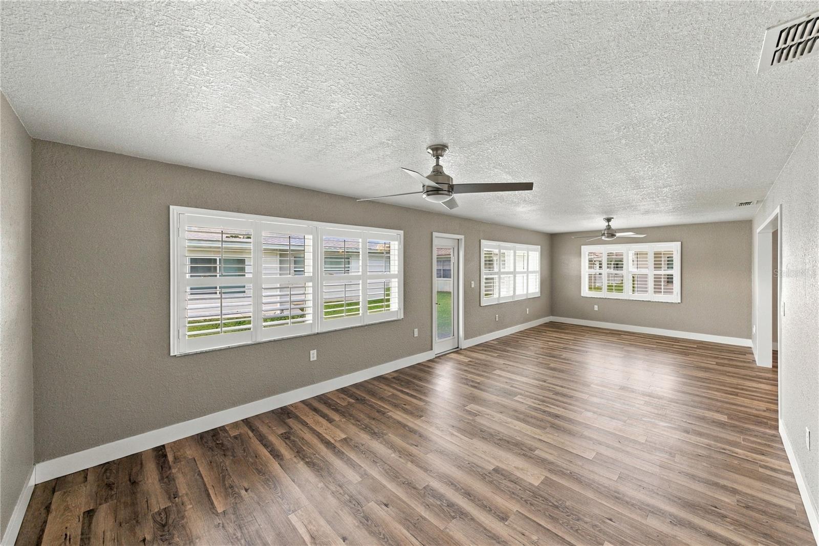 451 Cameo Dr Property Photo 8