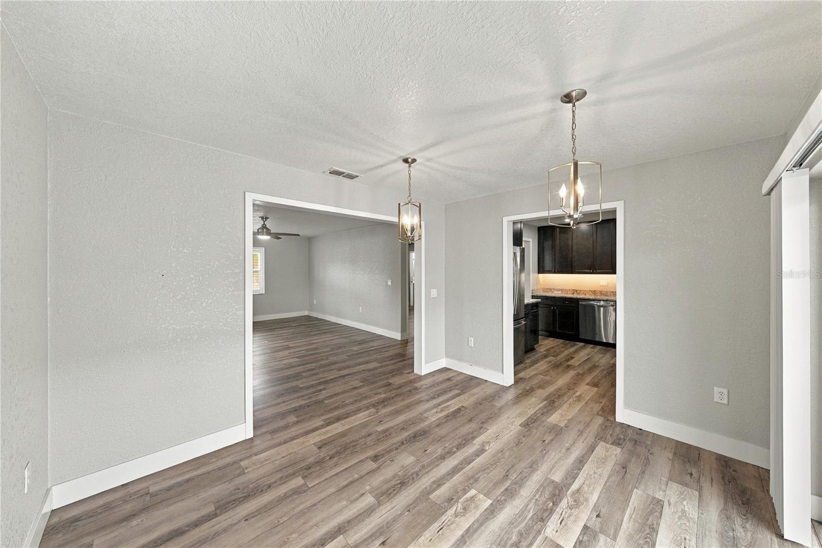 451 Cameo Dr Property Photo 15