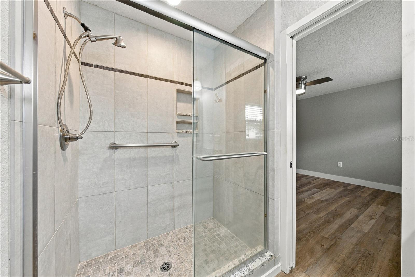 451 Cameo Dr Property Photo 20