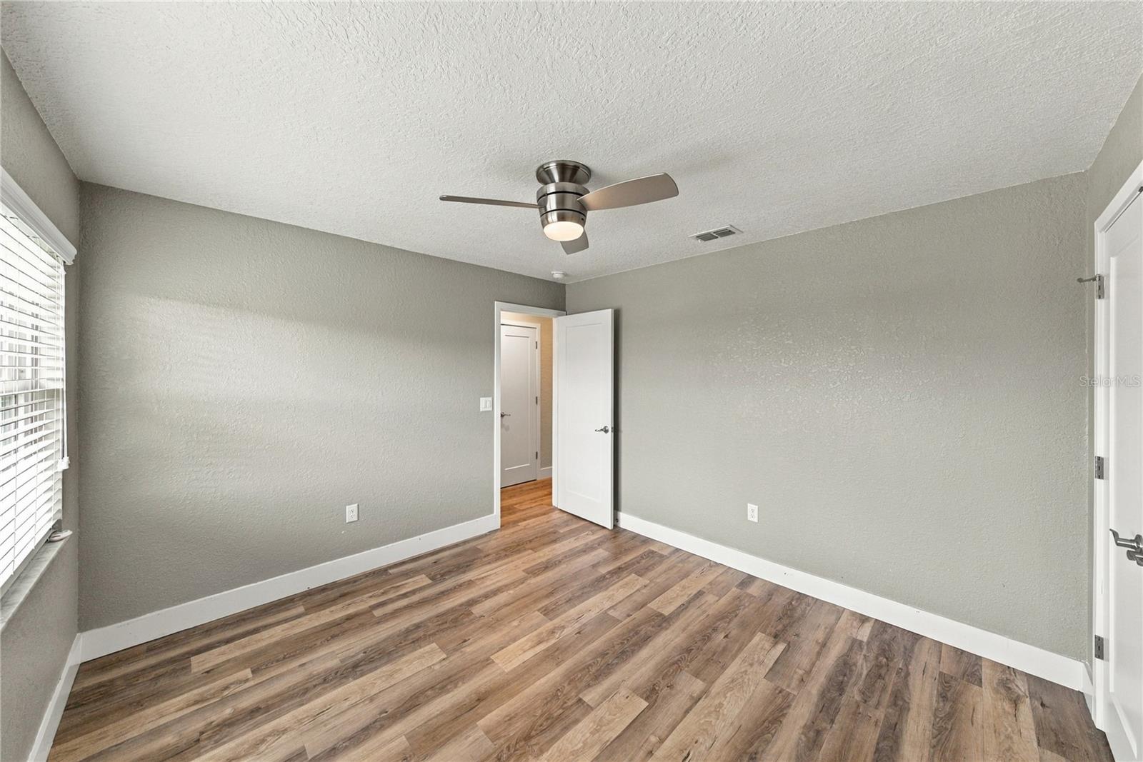 451 Cameo Dr Property Photo 22