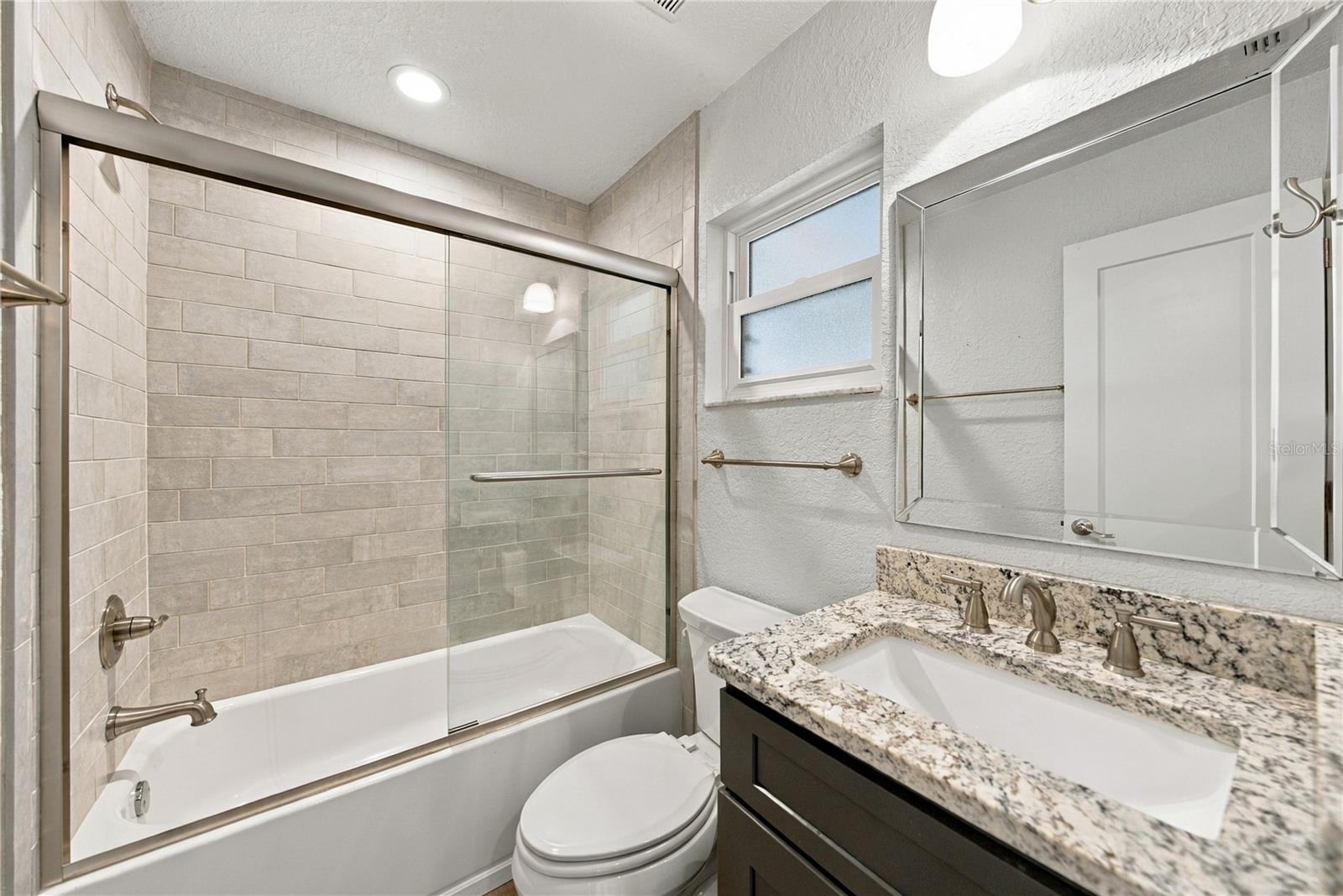 451 Cameo Dr Property Photo 23