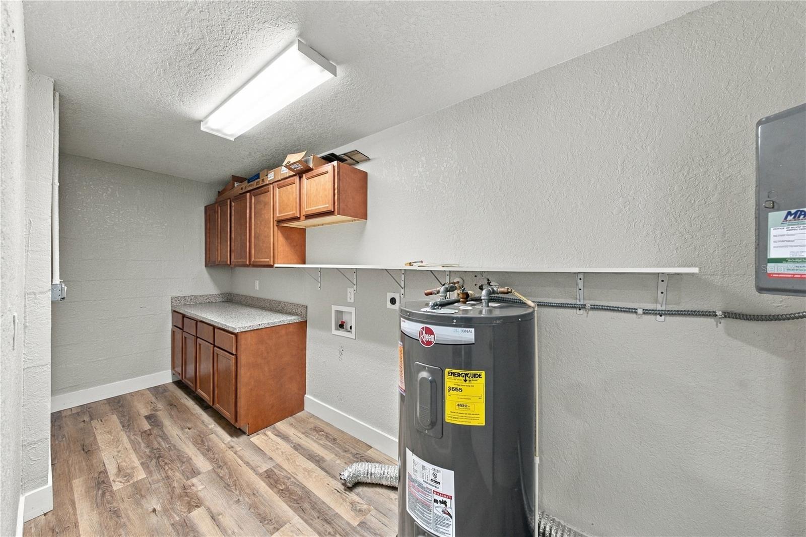 451 Cameo Dr Property Photo 24