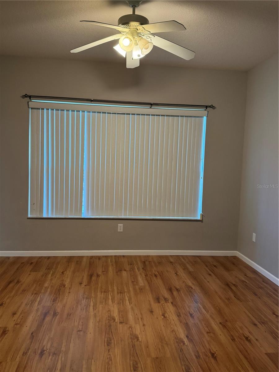 1904 Samantha Ln Property Photo 7
