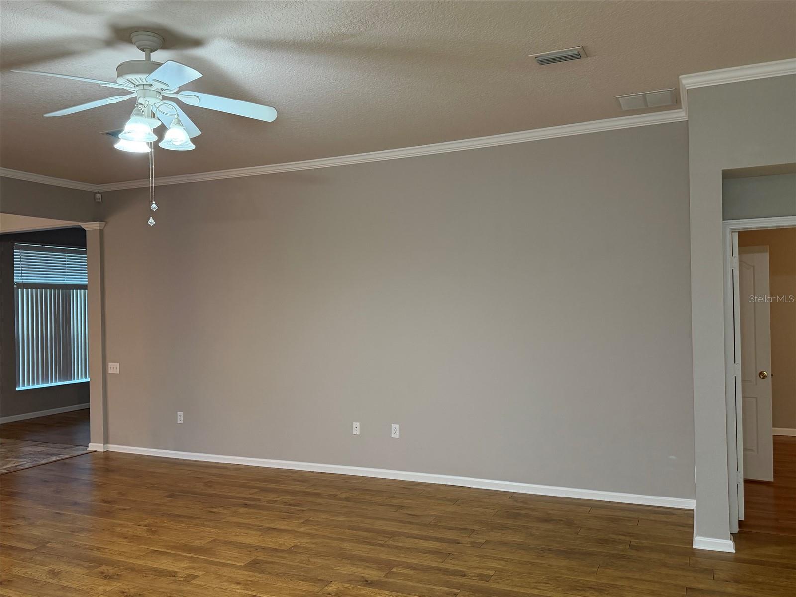 1904 Samantha Ln Property Photo 11