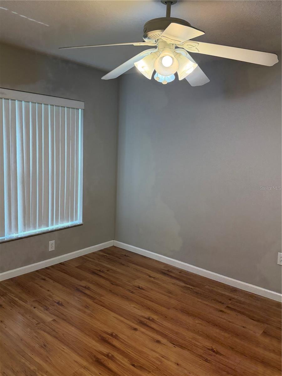 1904 Samantha Ln Property Photo 18