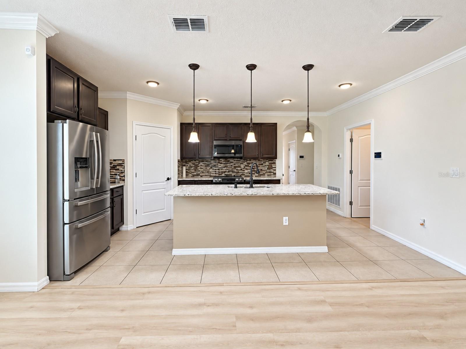 6183 Grey Heron Dr Property Photo 6