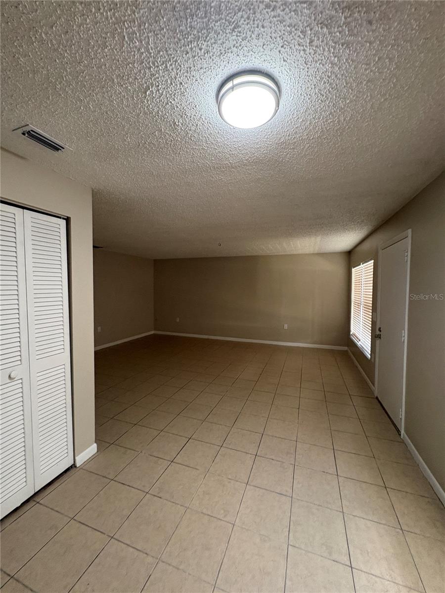 4519 Highland Ln Property Photo 5