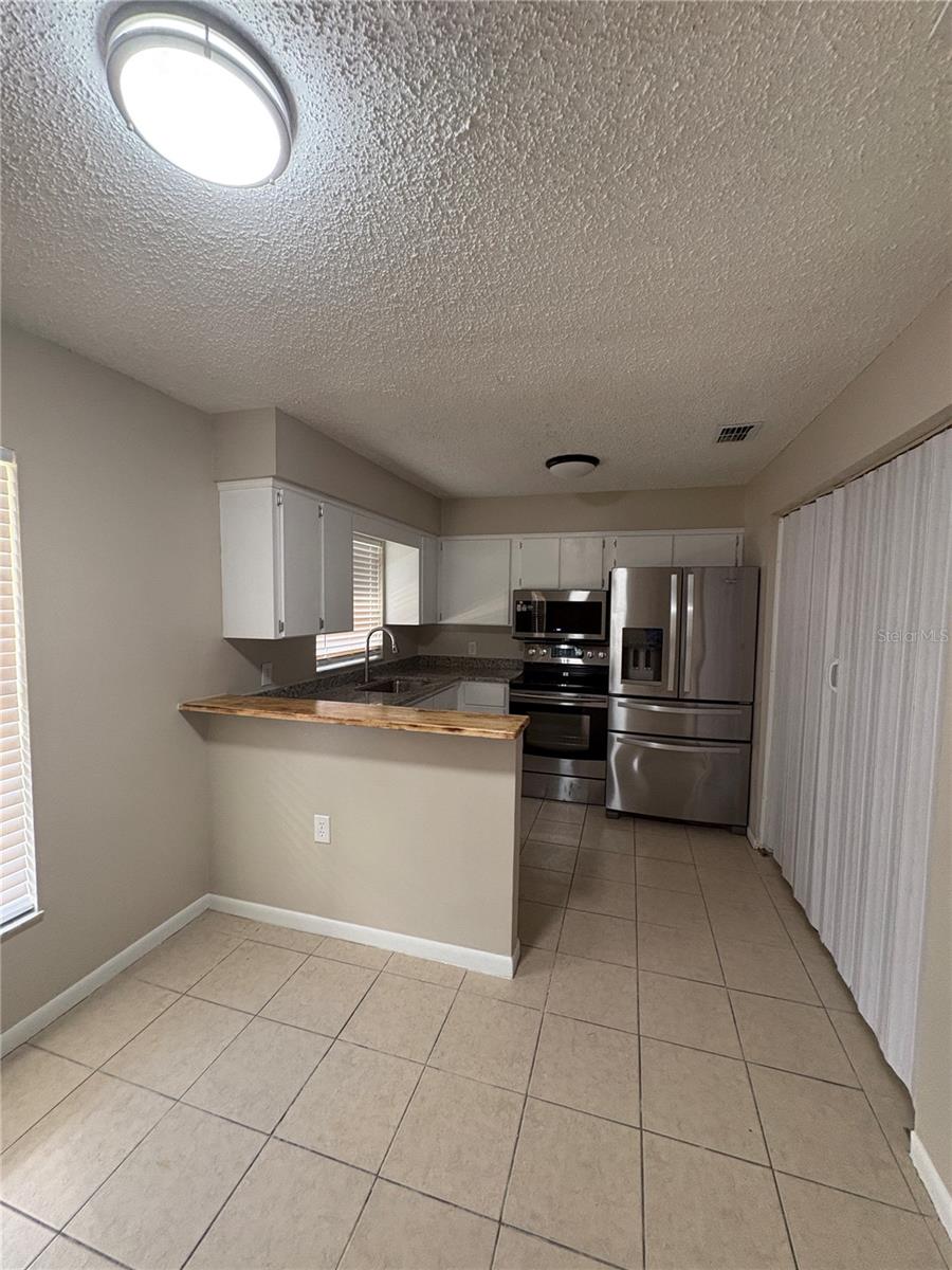 4519 Highland Ln Property Photo 8