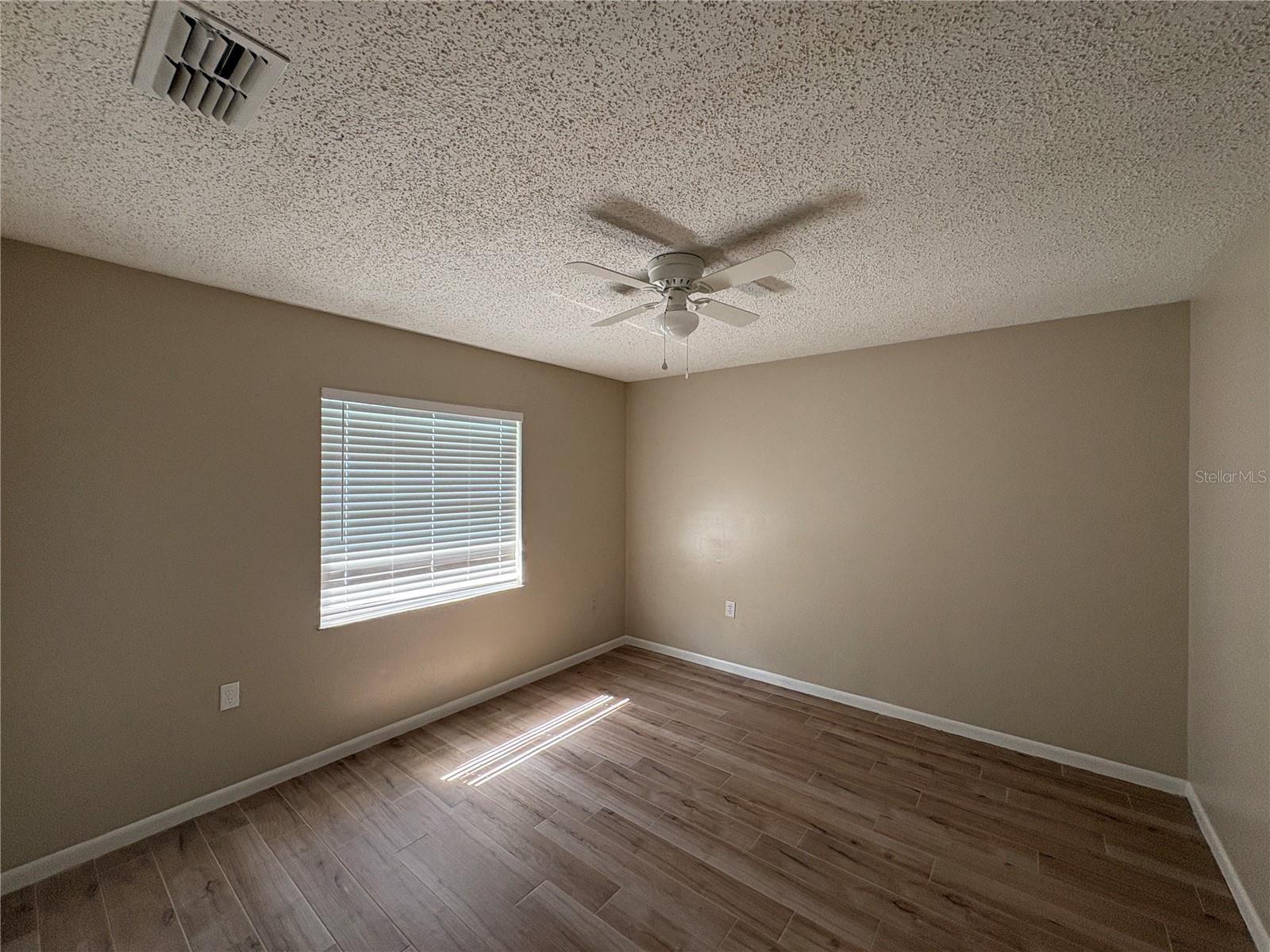 4519 Highland Ln Property Photo 10