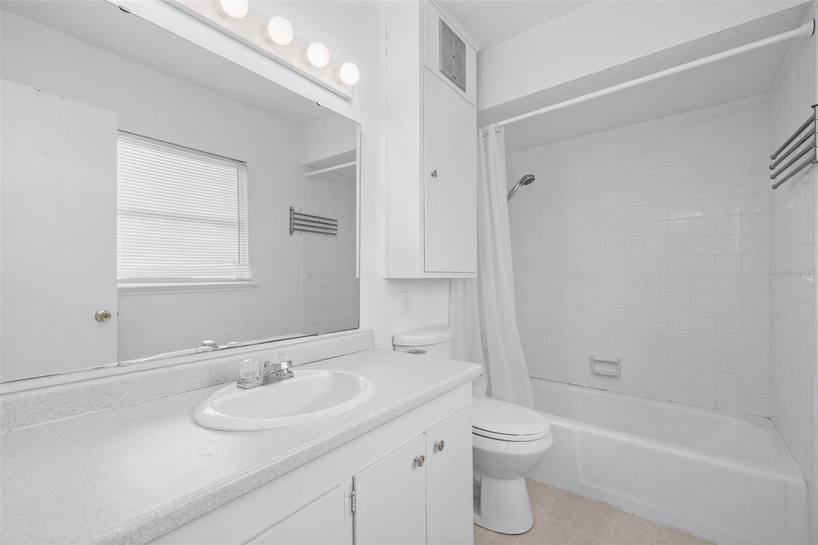 900 Lake Martha Dr Ne Property Photo 26