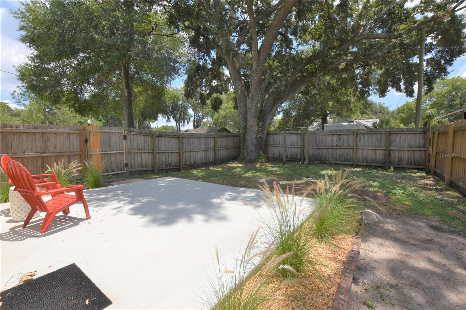 302 W Belmar St Property Photo 18