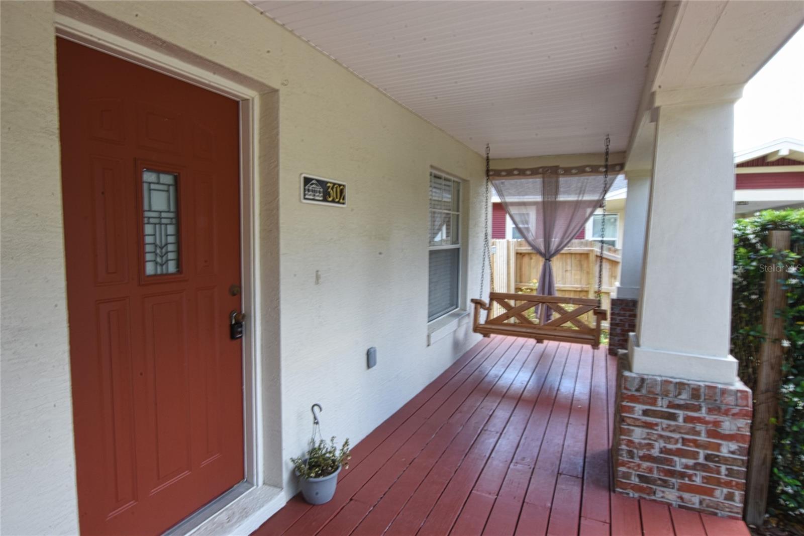 302 W Belmar St Property Photo 19