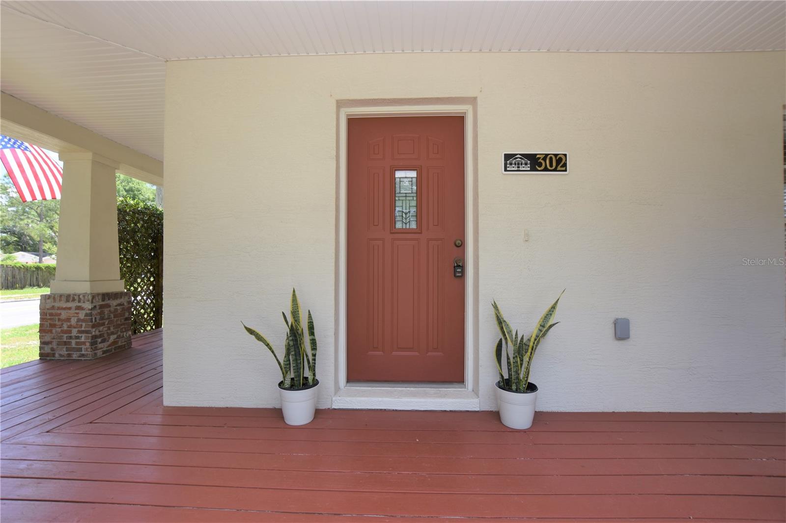 302 W Belmar St Property Photo 20