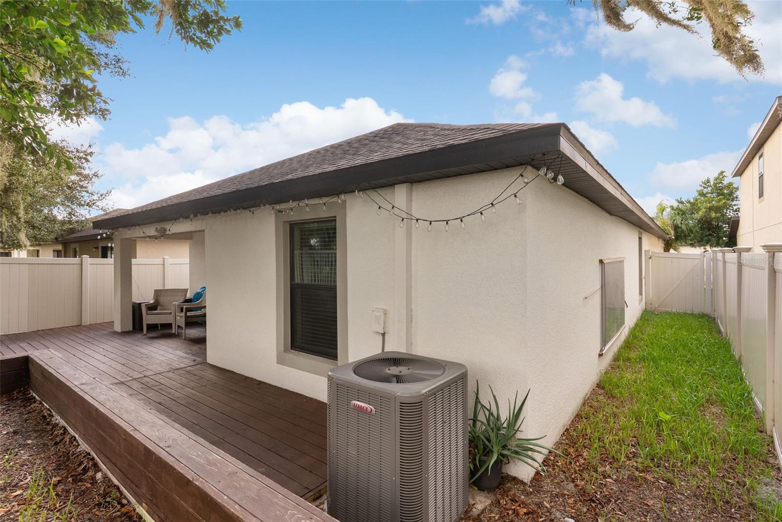2242 Caspian Dr Property Photo 30