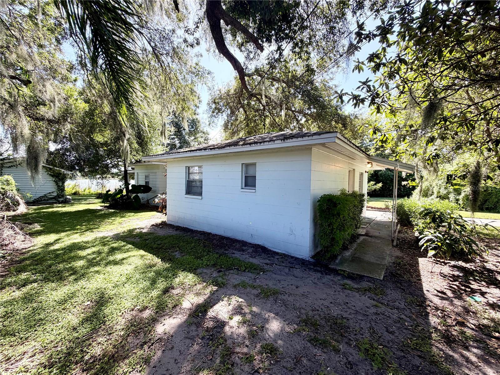 2035 Shakespeare St Property Photo 7