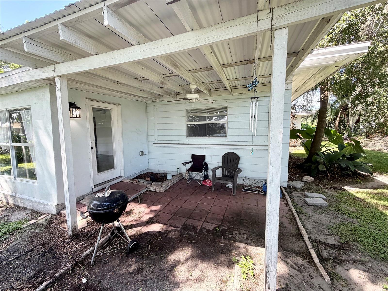 2035 Shakespeare St Property Photo 21
