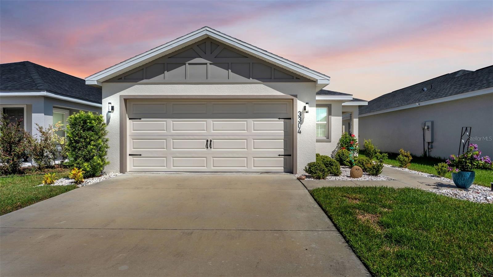 3304 COSTELLO CIR Property Photo 1