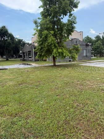 375 W Bay Ave Property Photo 2
