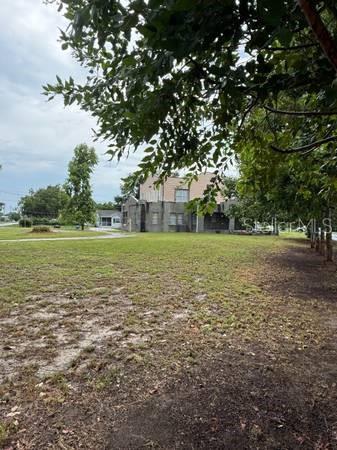 375 W Bay Ave Property Photo 3