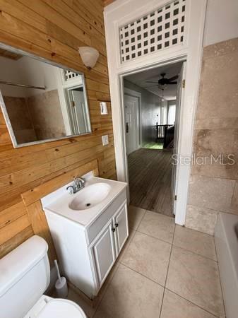 375 W Bay Ave Property Photo 15