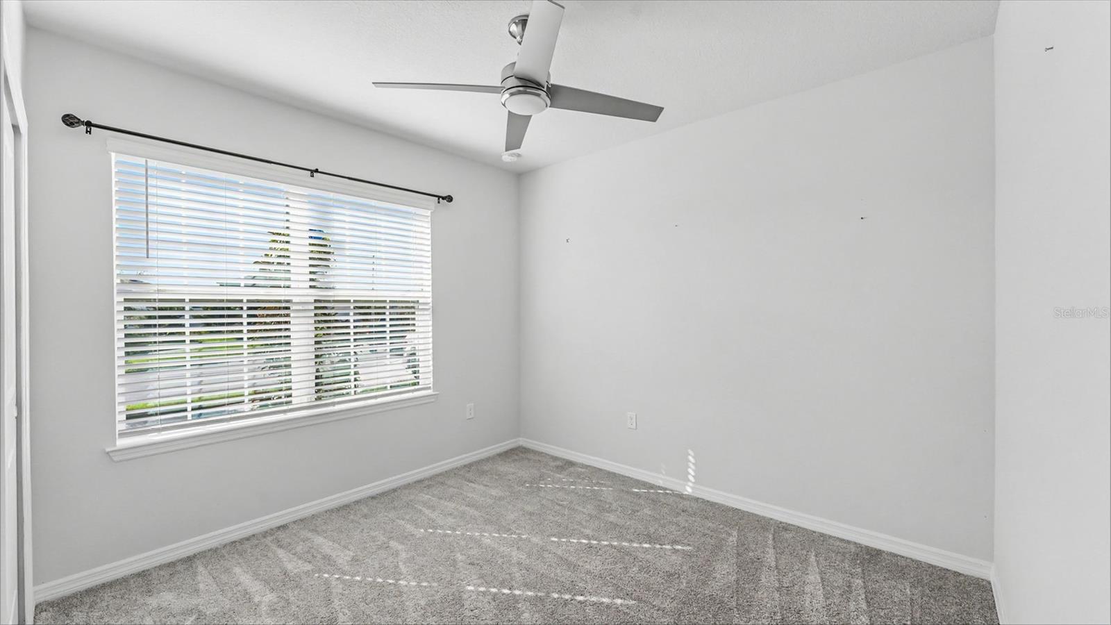 1050 Michelangelo Ln Property Photo 22