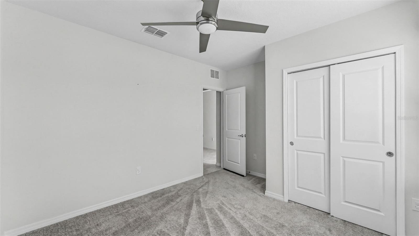 1050 Michelangelo Ln Property Photo 23