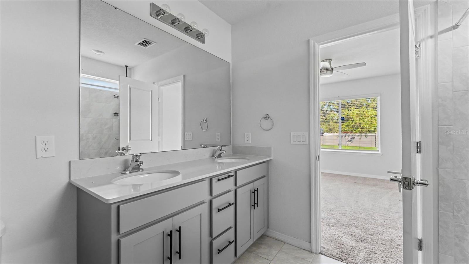 1050 Michelangelo Ln Property Photo 34