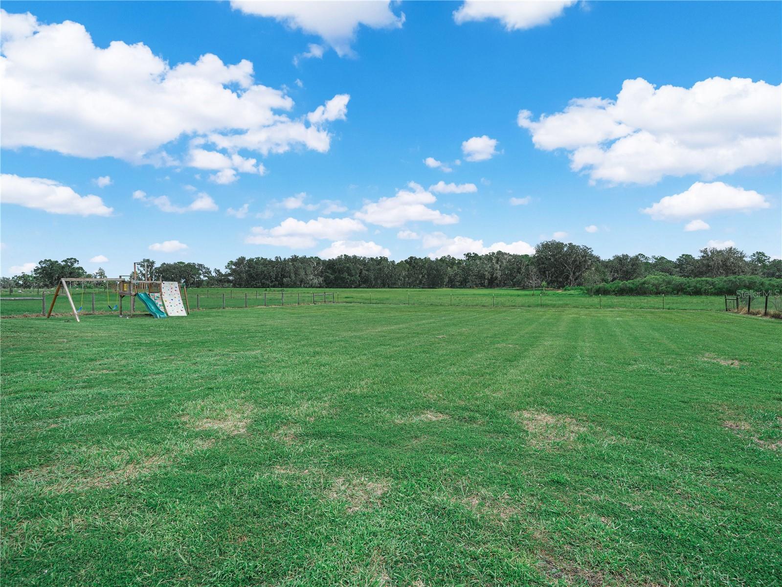 L4965202 Property Photo 40