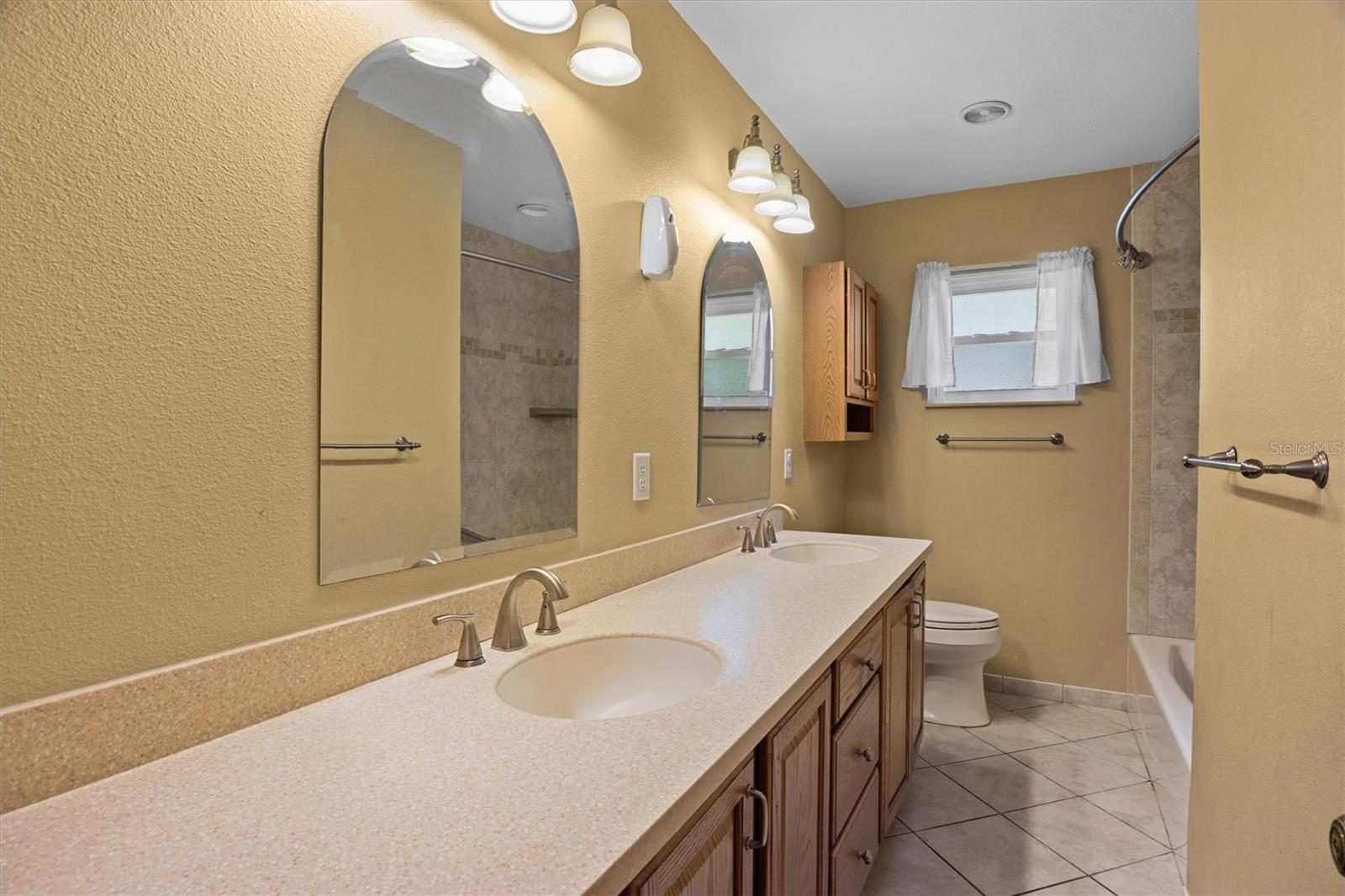 105 South Ct Property Photo 20